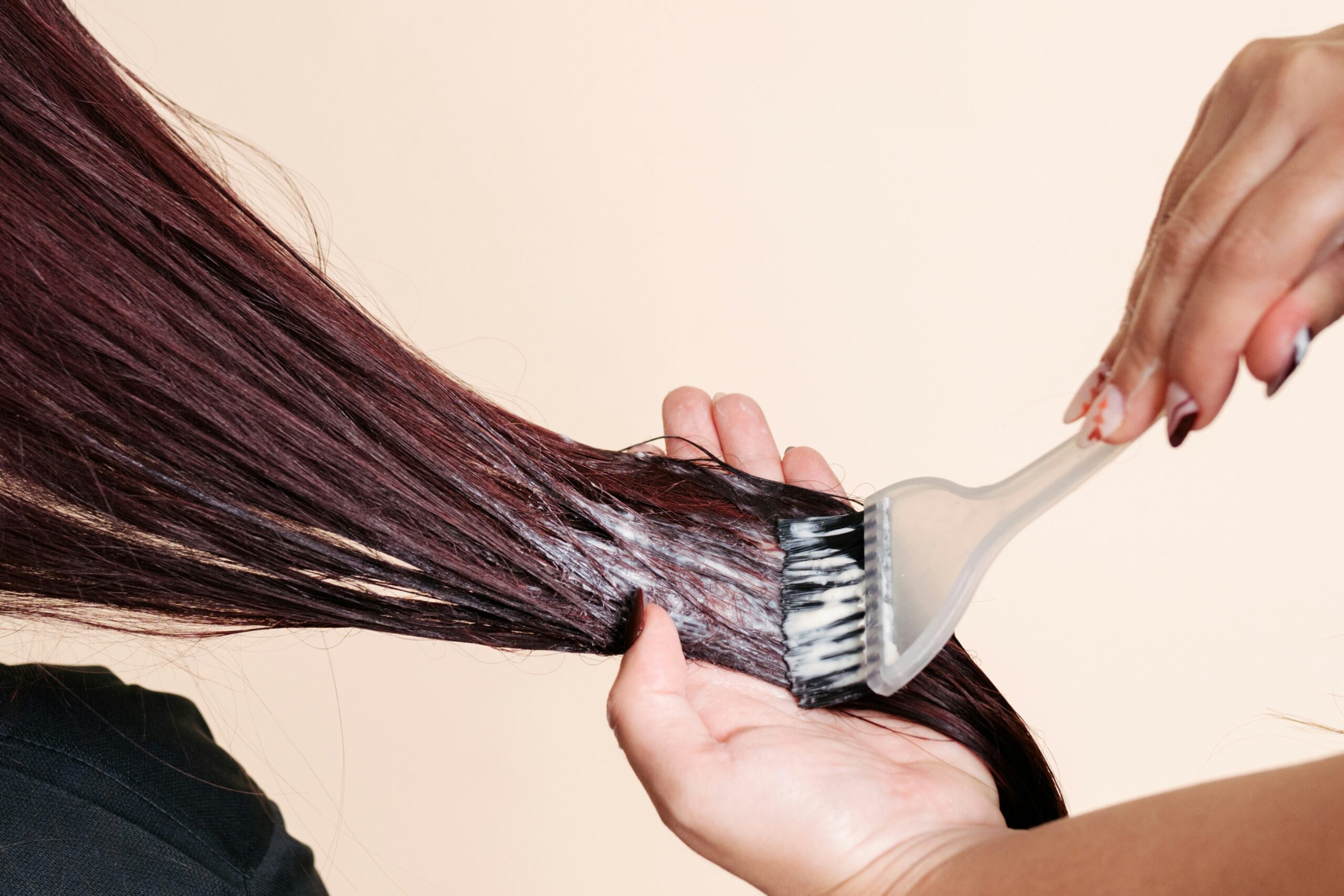 Image of a woman hair dye